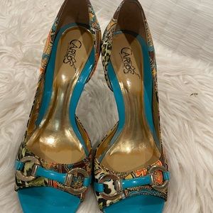 Beautiful Carlos Santana Heels 6,5